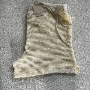 Donni Cream Waffle Knit Shorts - XL